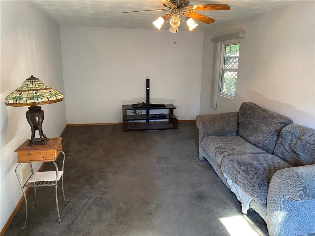 510 Inwood Road Trafford, PA 15085 - Photo 2 of 21 Gallery Image 2