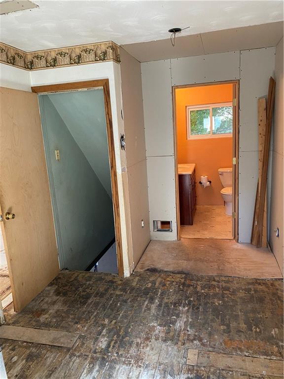 510 Inwood Road Trafford, PA 15085 - Photo 5 of 21 Gallery Image 5