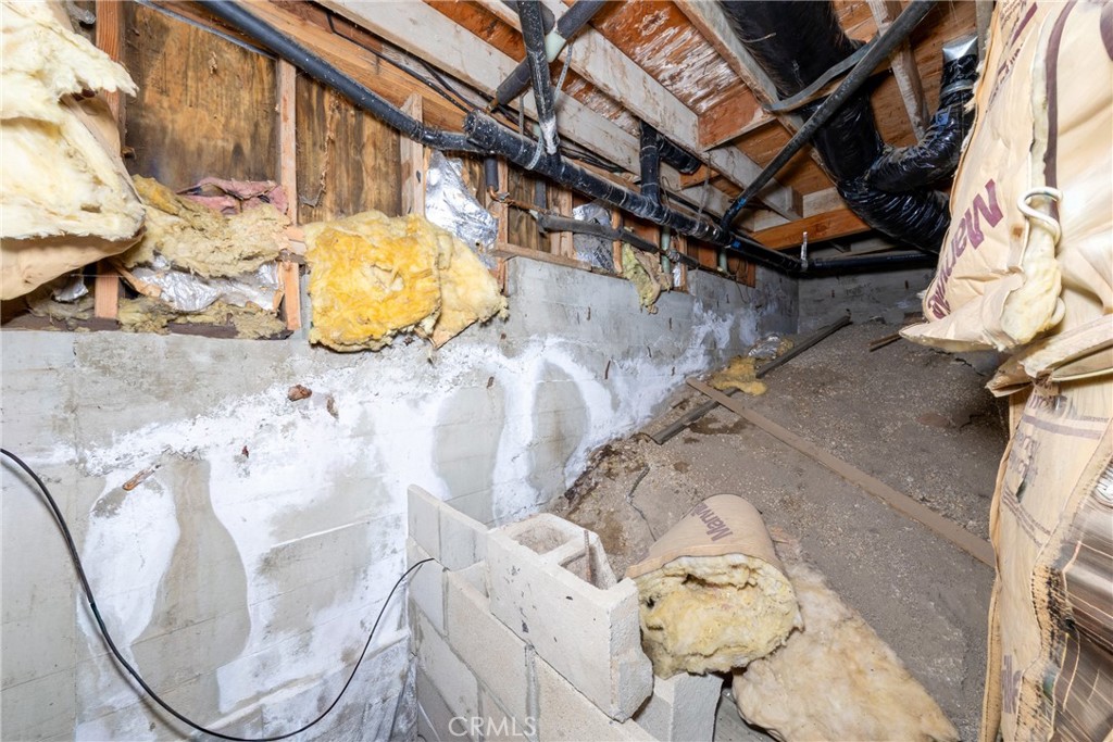 26785 Hopkins Road Idyllwild, CA 92549 - Photo 28 of 46 a view of entryway