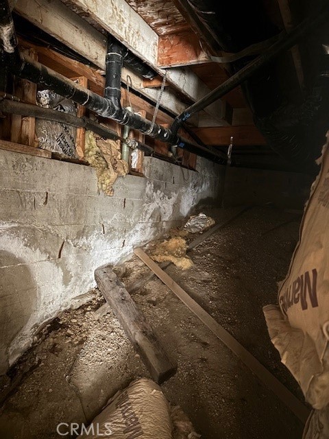 26785 Hopkins Road Idyllwild, CA 92549 - Photo 45 of 46 a view of utility room