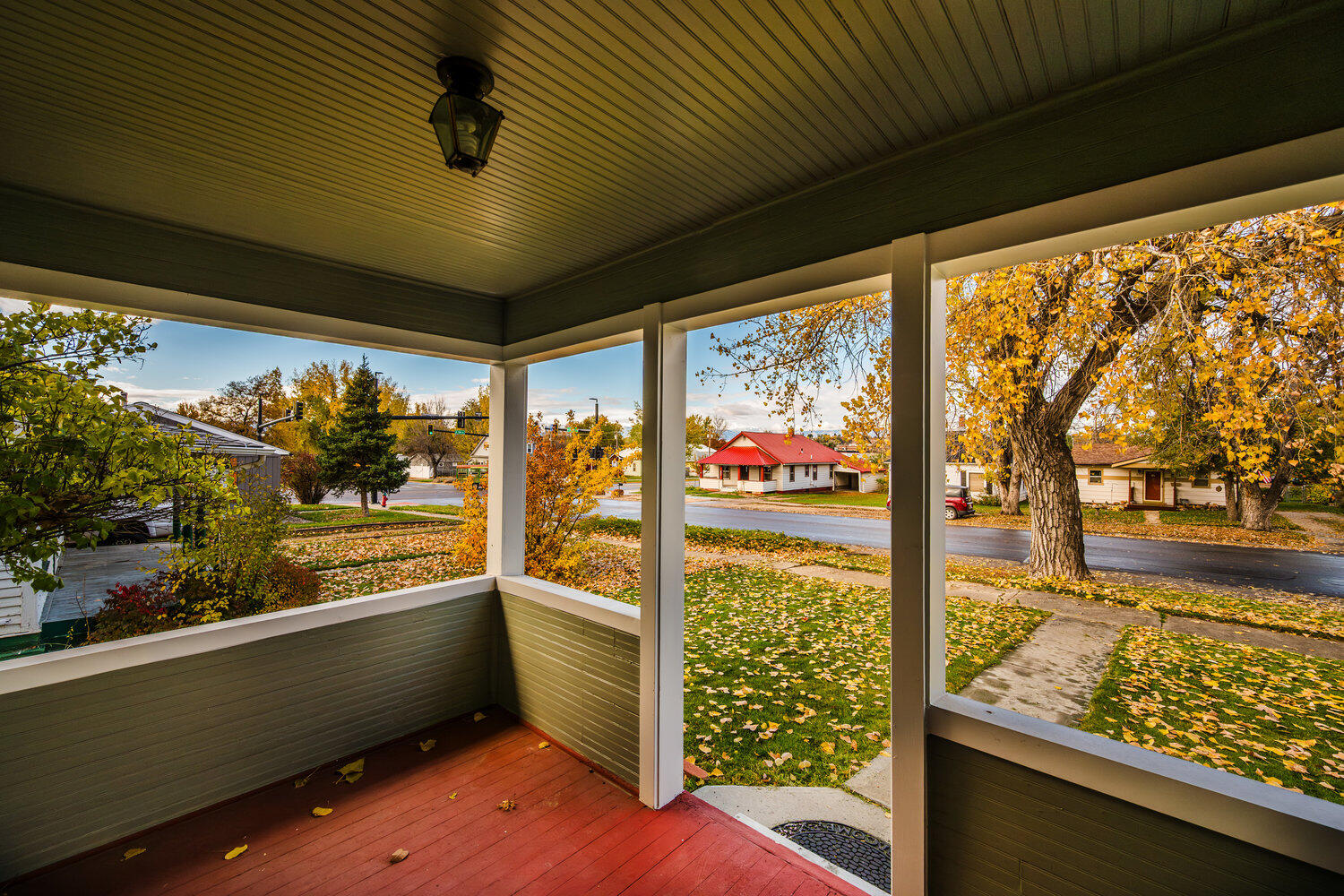 925 North Sheridan Avenue Sheridan, WY 82801 - Photo 3 of 20 Covered patio