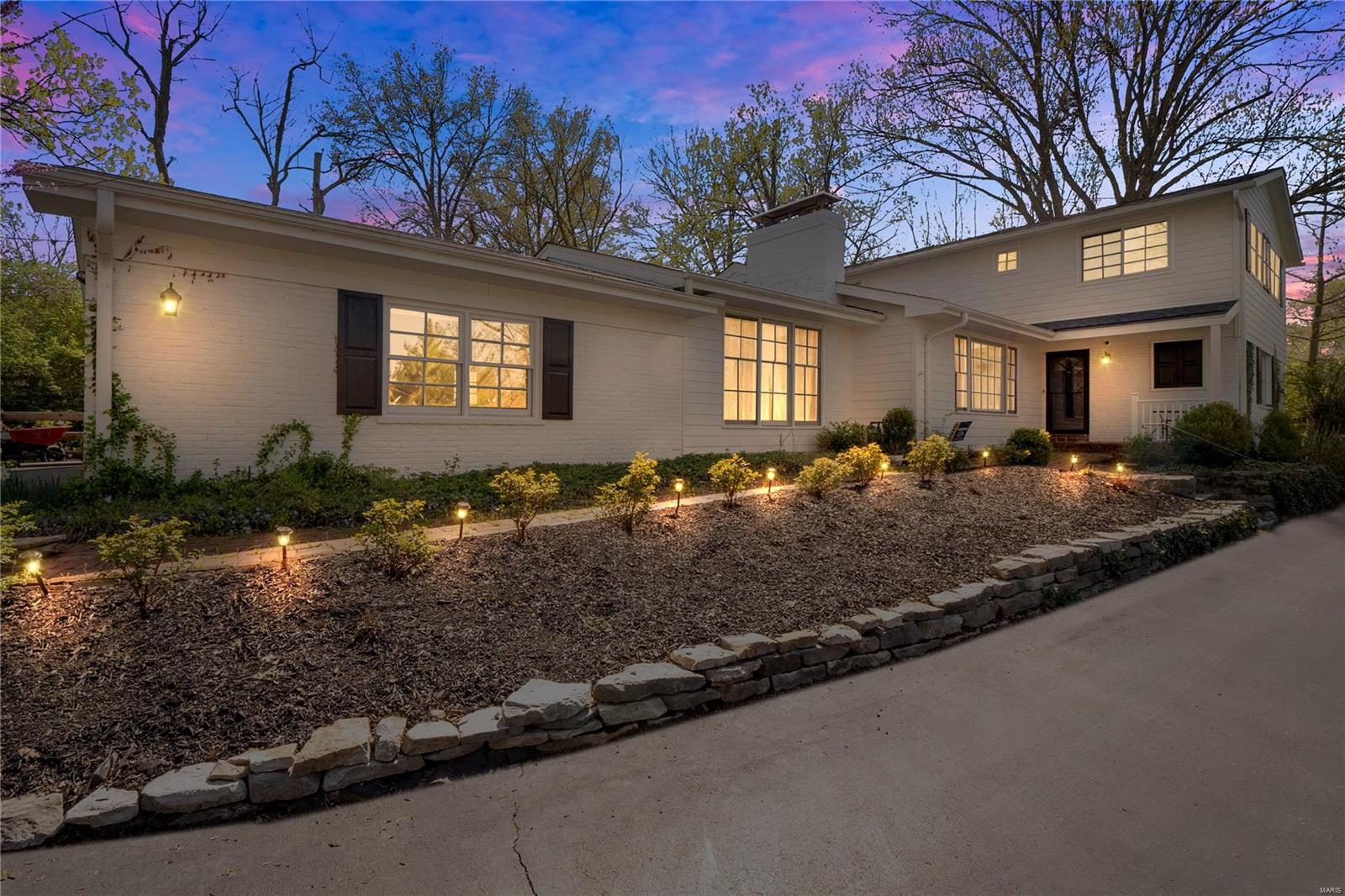 3 Ranch Lane St. Louis, MO 63131 - Photo 2 of 32 Gallery Image 2