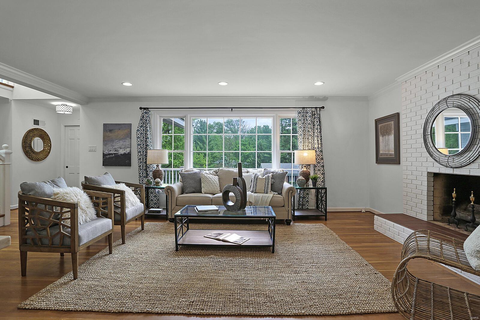 3 Ranch Lane St. Louis, MO 63131 - Photo 5 of 32 Gallery Image 5