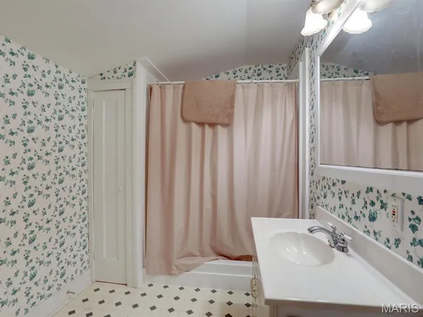 $274,000 | 815 Washington Street, Canton, MO 63435