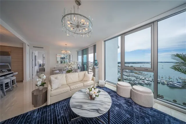 $12,000 | 1155 North Gulfstream Avenue, Unit 1607, Sarasota, FL 34236