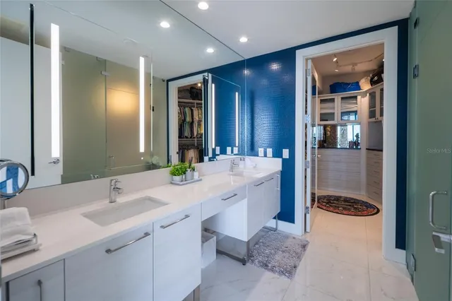 $12,000 | 1155 North Gulfstream Avenue, Unit 1607, Sarasota, FL 34236