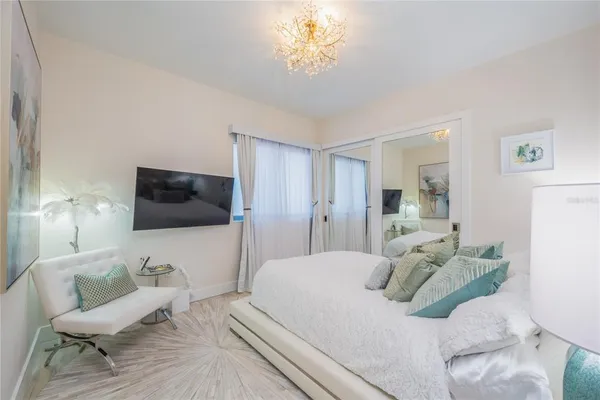 $12,000 | 1155 North Gulfstream Avenue, Unit 1607, Sarasota, FL 34236