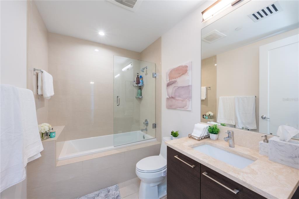 1155 North Gulfstream Avenue, Unit 1607 Sarasota, FL 34236 - Photo 40 of 80