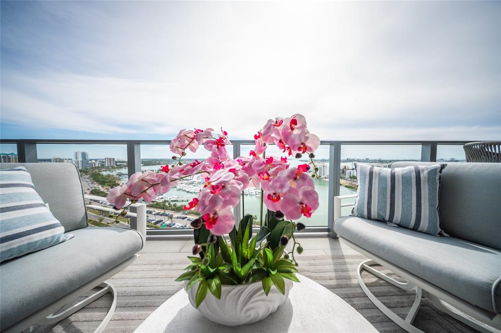 1155 North Gulfstream Avenue, Unit 1607 Sarasota, FL 34236 - Photo 5 of 80