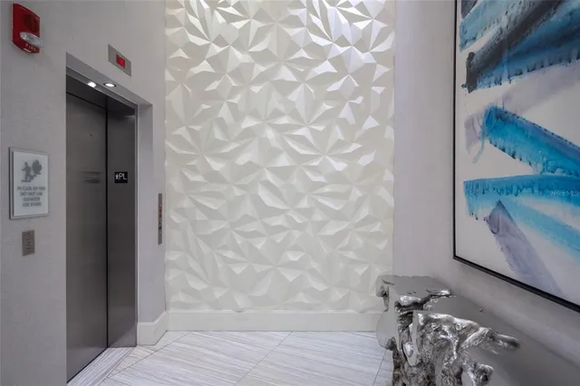 $12,000 | 1155 North Gulfstream Avenue, Unit 1607, Sarasota, FL 34236