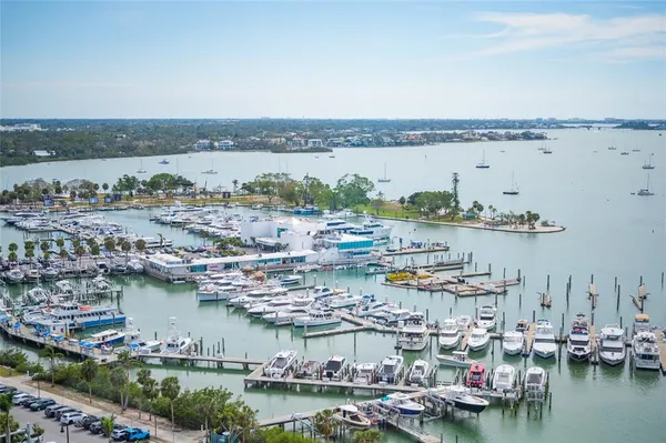 $12,000 | 1155 North Gulfstream Avenue, Unit 1607, Sarasota, FL 34236