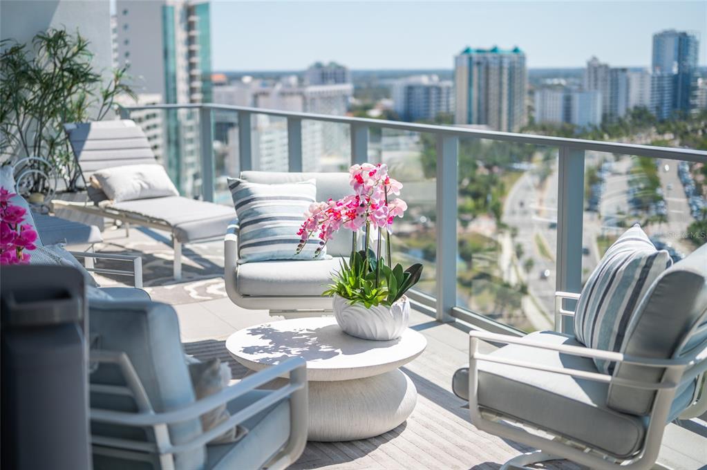 1155 North Gulfstream Avenue, Unit 1607 Sarasota, FL 34236 - Photo 7 of 80