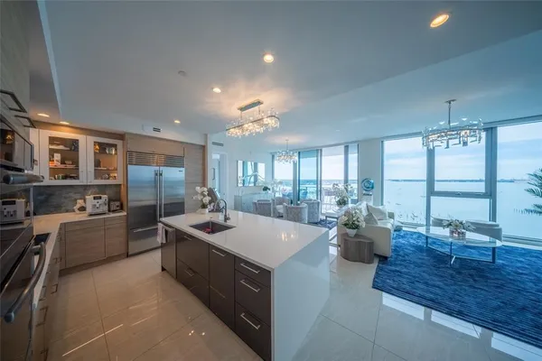 $12,000 | 1155 North Gulfstream Avenue, Unit 1607, Sarasota, FL 34236