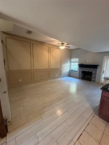 $2,100 | 3812 Vista Mar Drive, Fort Worth, TX 76040