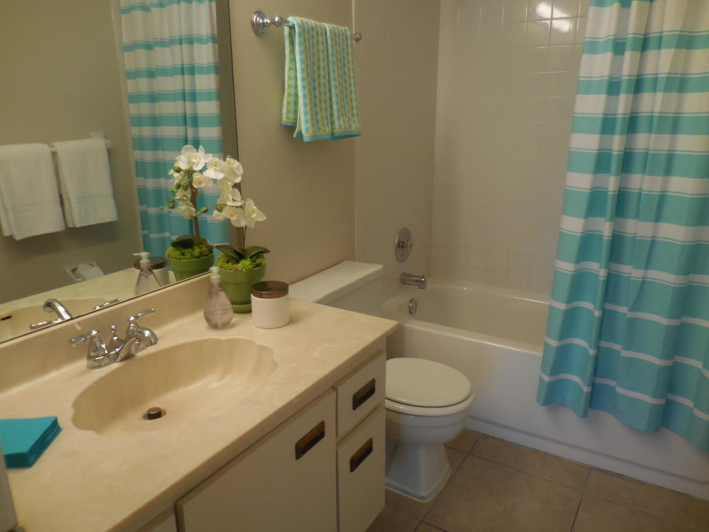 3939 Northeast 5th Avenue, Unit E201 Boca Raton, FL 33431 - Photo 13 of 36 20160520170324429231000000-o