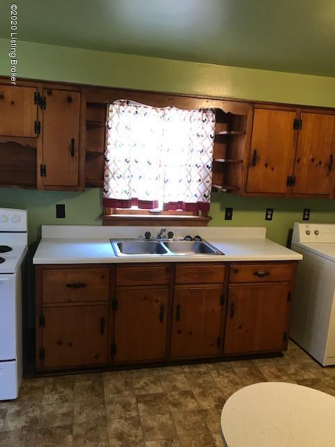 8501 Chase Road Louisville, KY 40258 - Photo 7 of 15 IMG_4699