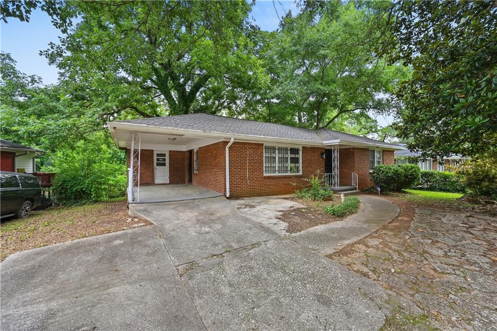 2397 Tilson Road Decatur, GA 30032 - Photo 2 of 33