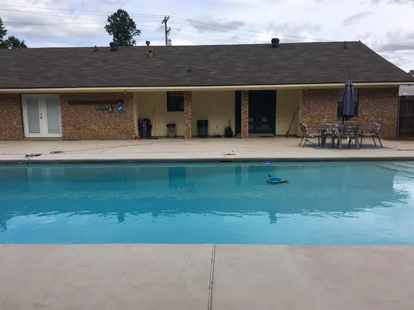 a view of a house with a outdoor space