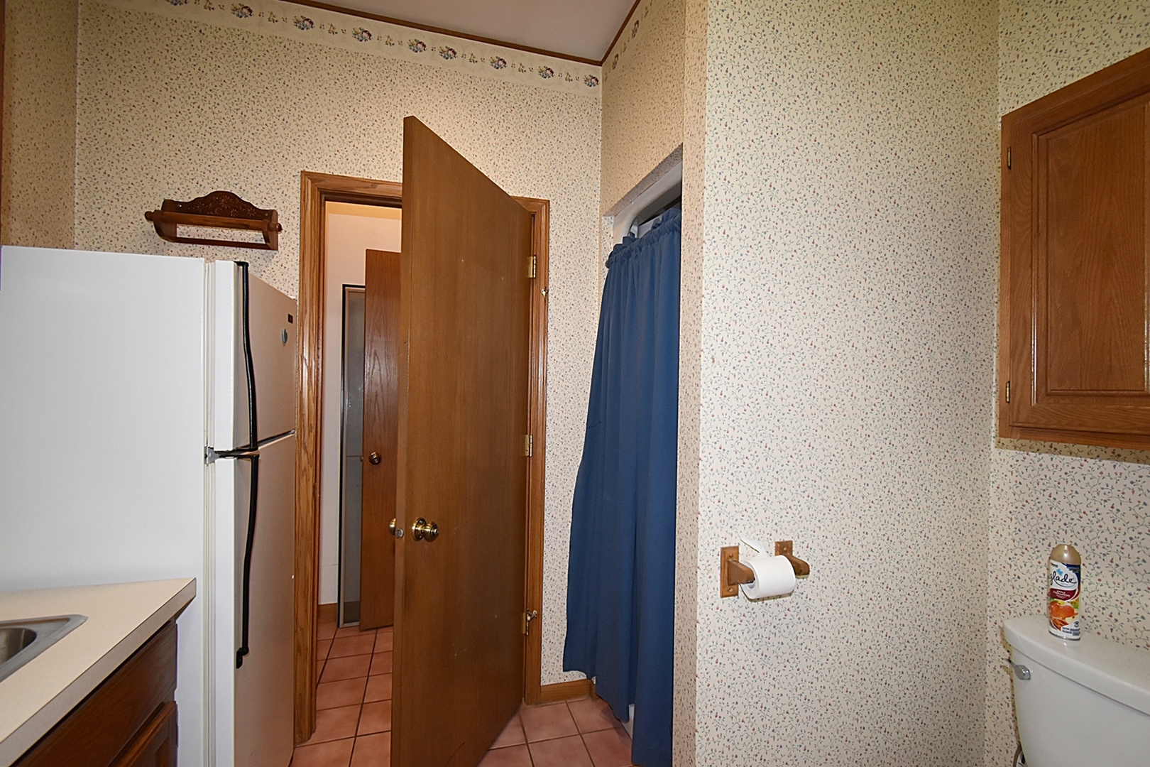 1590 Church Road Aurora, IL 60505 - Photo 20 of 48 Gallery Image 20