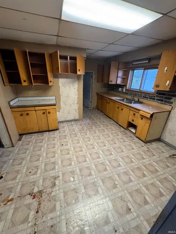 $94,900 | 4025 Tacoma Avenue, Fort Wayne, IN 46807