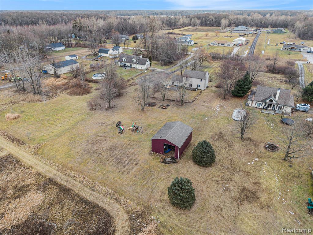 23780 Carleton West Road Belleville, MI 48111 - Photo 30 of 35 Gallery Image 30