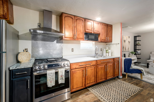 41 Crawford Place Sandy, UT 84070 - Photo 12 of 24