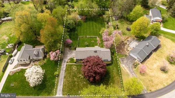 $650,000 | 1247 Thomas Road, Wayne, PA 19087