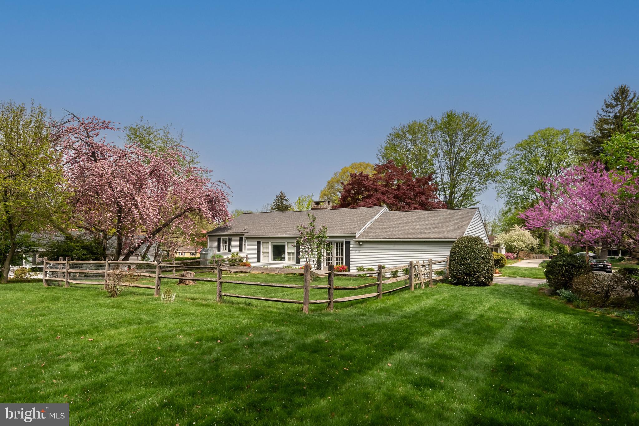 1247 Thomas Road Wayne, PA 19087 - Photo 5 of 18