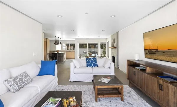 $7,800 | 30872 Marilyn Drive, Laguna Beach, CA 92651
