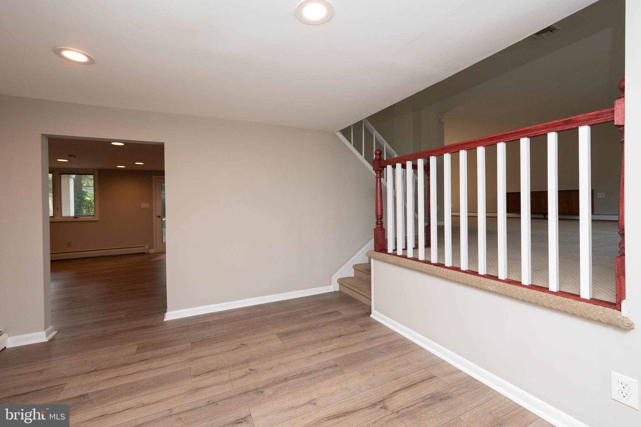 1488 Autumn Road Jenkintown, PA 19046 - Photo 3 of 40
