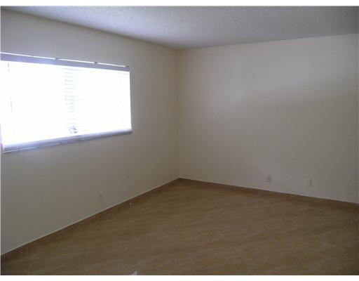 9272 Southwest 3rd Street, Unit 410 Boca Raton, FL 33428 - Photo 8 of 9 Bedroom