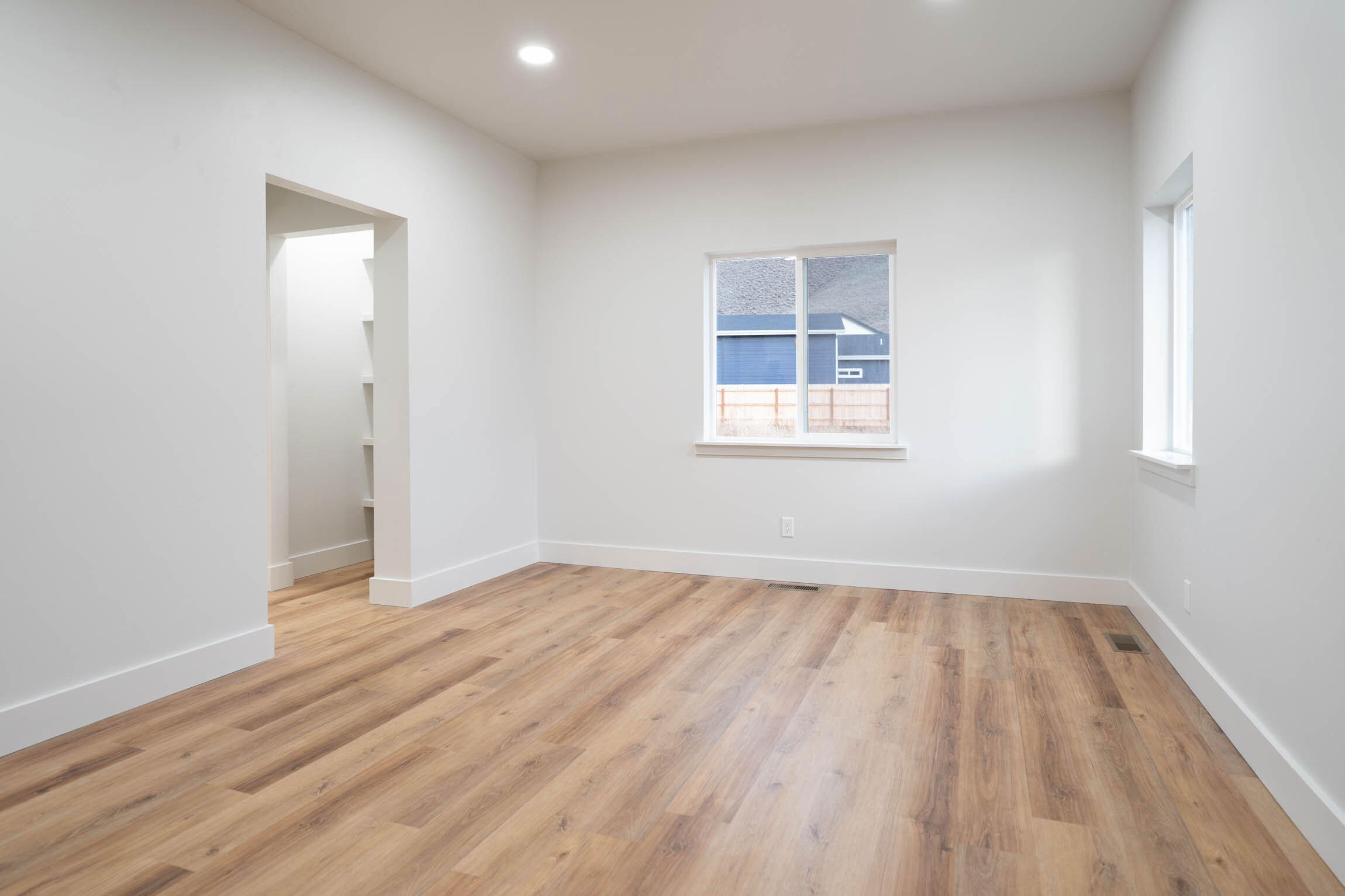 124 Cowcatcher Loop Bellevue, ID 83313 - Photo 11 of 57 Primary Bedroom on Main Level