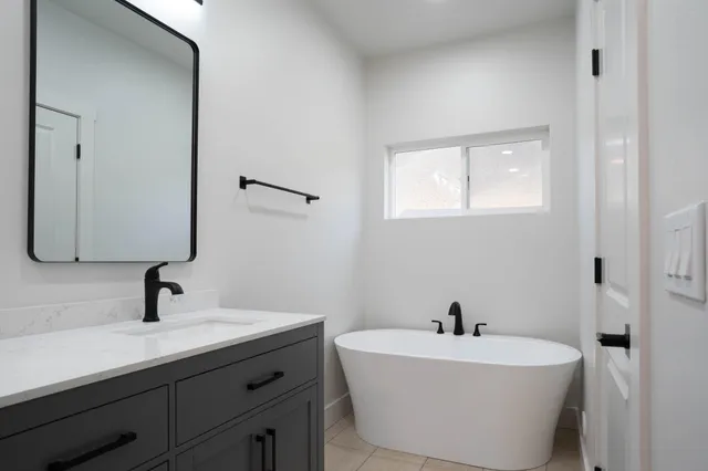 $1,200,000 | 124 Cowcatcher Loop, Bellevue, ID 83313