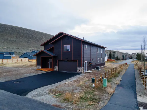 $1,100,000 | 124 Cowcatcher Loop, Bellevue, ID 83313