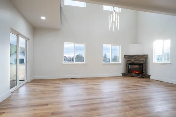 $1,100,000 | 124 Cowcatcher Loop, Bellevue, ID 83313