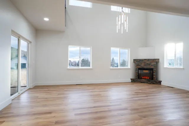 $1,200,000 | 124 Cowcatcher Loop, Bellevue, ID 83313