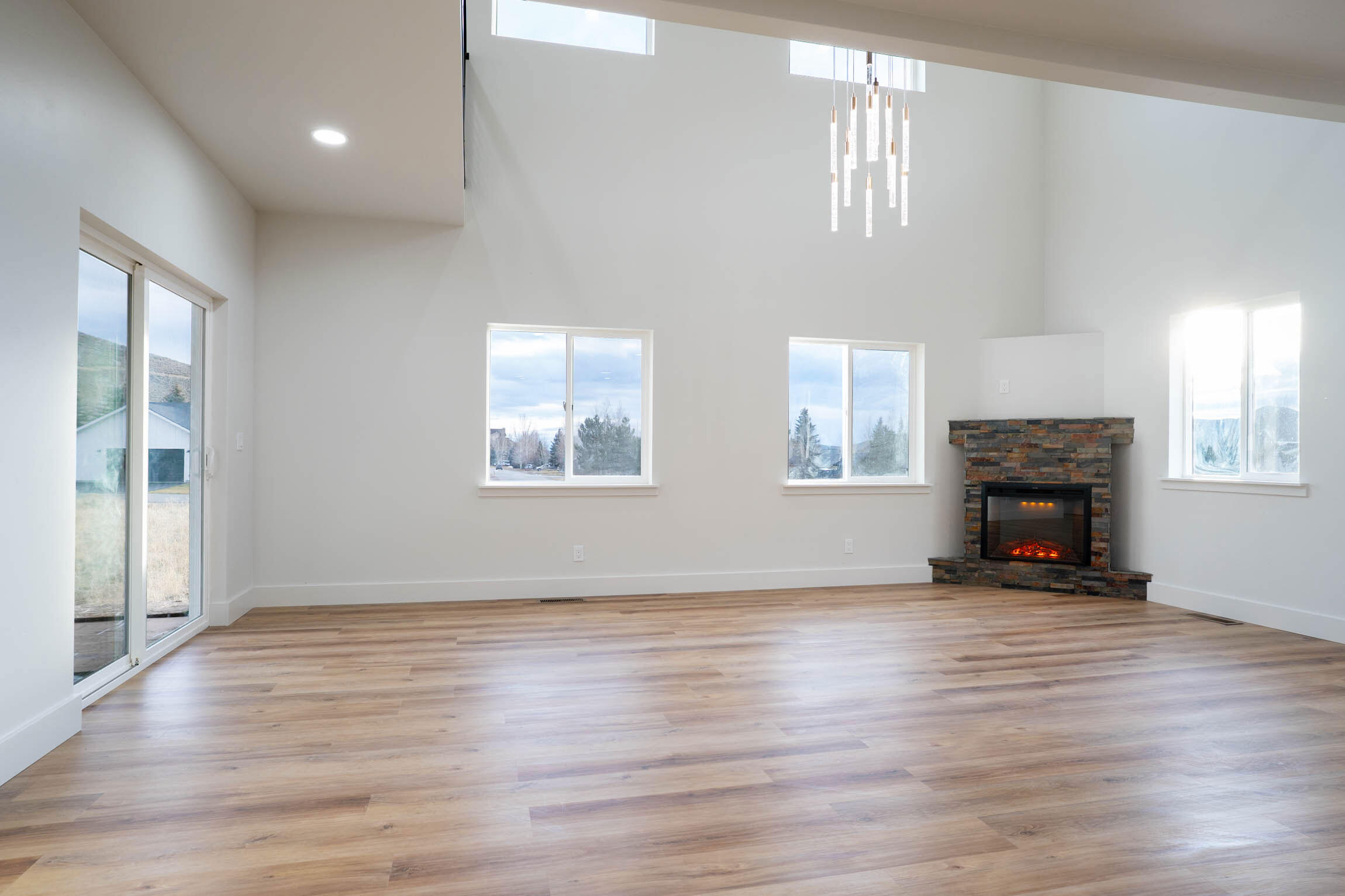 124 Cowcatcher Loop Bellevue, ID 83313 - Photo 6 of 57 Living