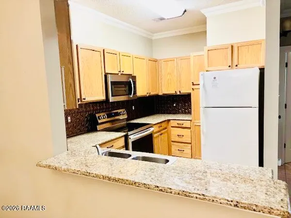 $1,650 | 4464 Highland Road, Unit 803, Baton Rouge, LA 70808