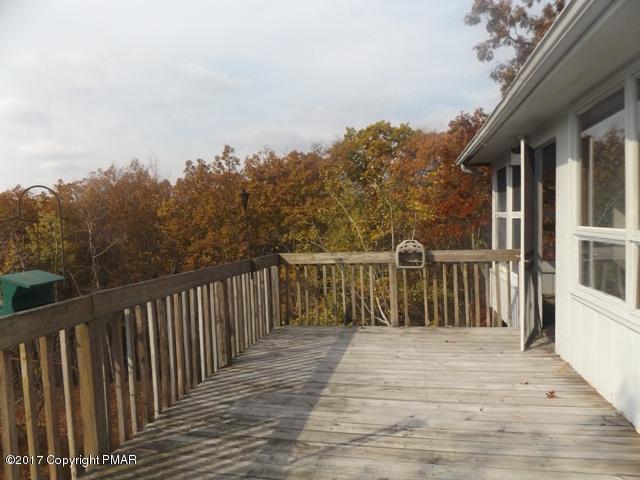 3580 High Crest Road Canadensis, PA 18325 - Photo 9 of 10 deck