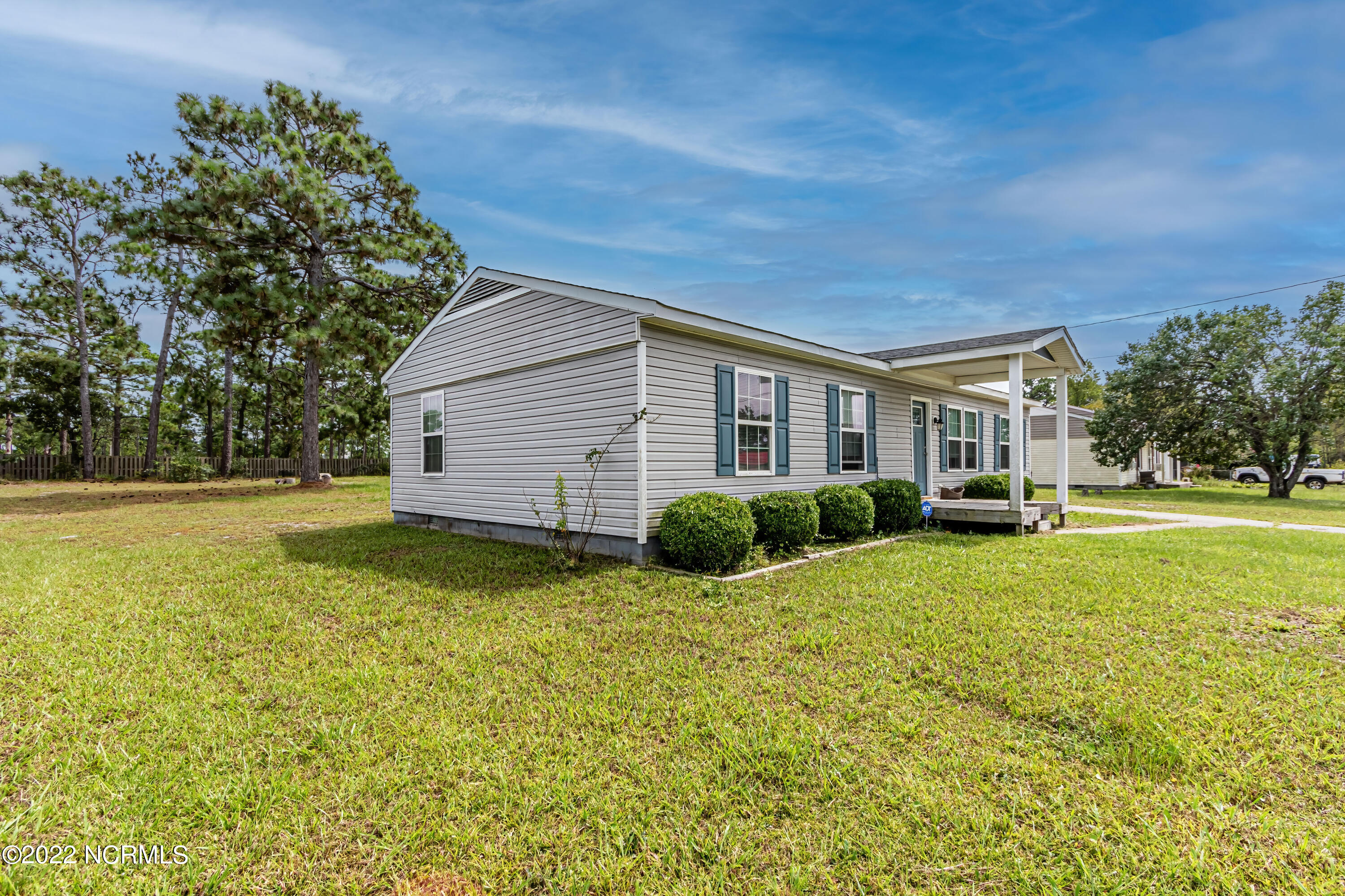 14 Crown Point Road Hubert, NC 28539 - Photo 3 of 33 Brown (33 of 36)