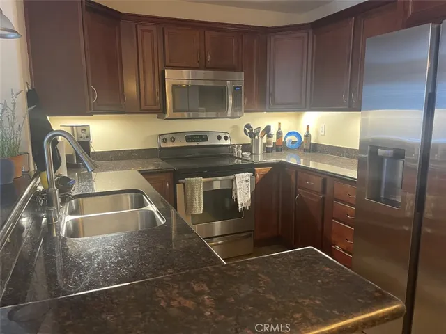 $3,200 | 506 Canyon Drive, Unit 22, Oceanside, CA 92054