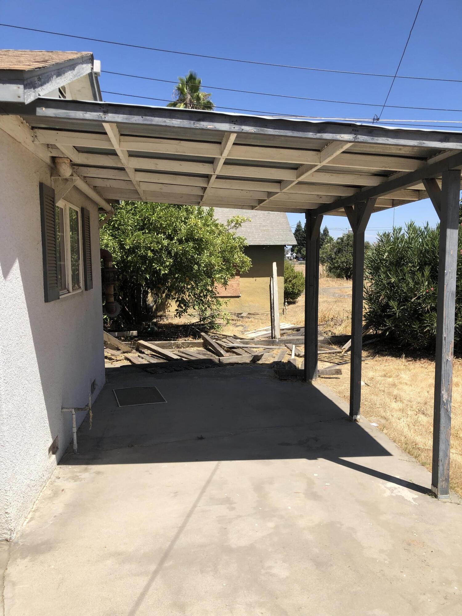 1590 East Dinuba Avenue Reedley, CA 93654 - Photo 18 of 26 IMG_0729
