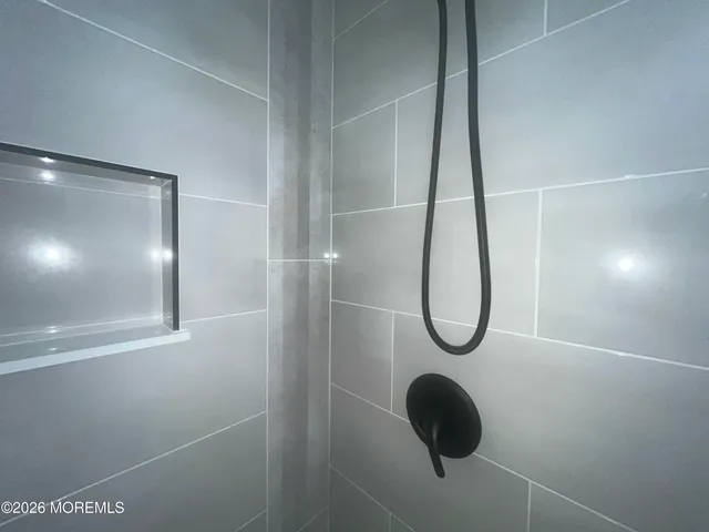 $400,000 | 2 Van Gogh Street, Toms River, NJ 08757