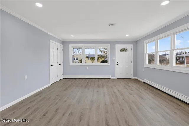 $400,000 | 2 Van Gogh Street, Toms River, NJ 08757