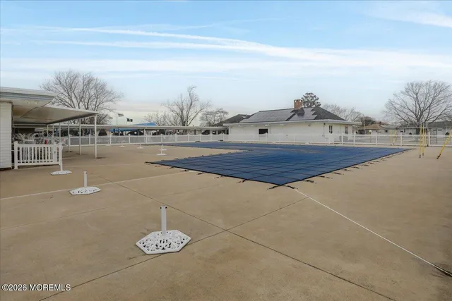 $400,000 | 2 Van Gogh Street, Toms River, NJ 08757