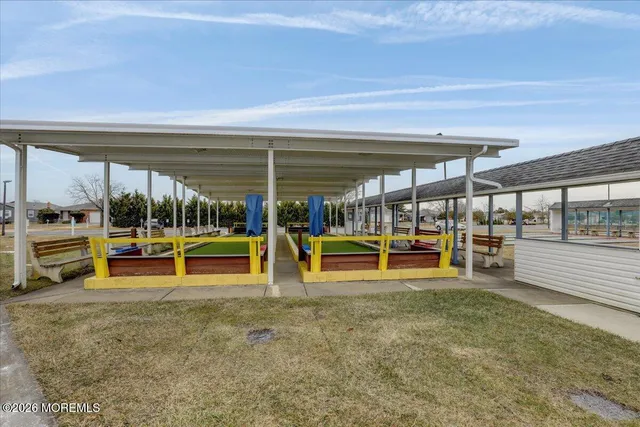 $400,000 | 2 Van Gogh Street, Toms River, NJ 08757