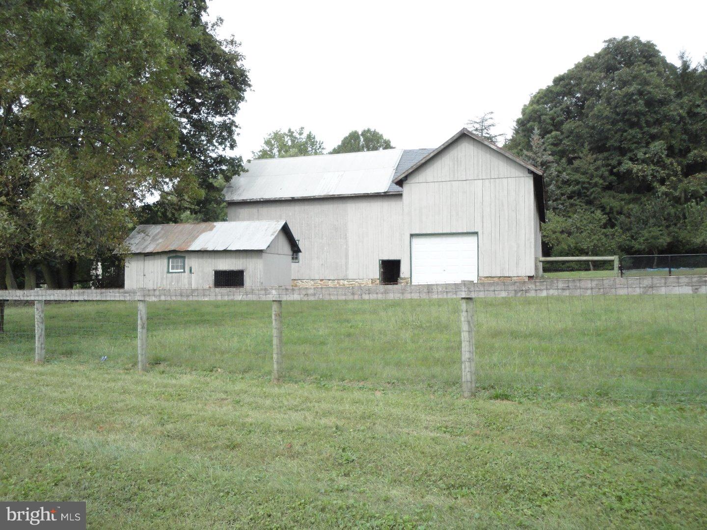 225 Sleepy Hollow Road Nottingham, PA 19362 - Photo 2 of 25