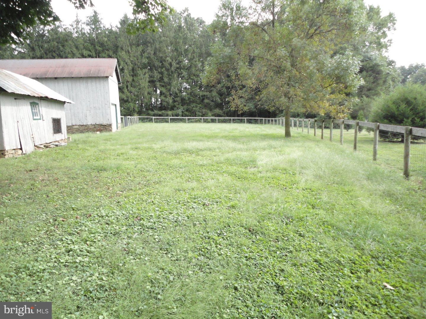 225 Sleepy Hollow Road Nottingham, PA 19362 - Photo 3 of 25
