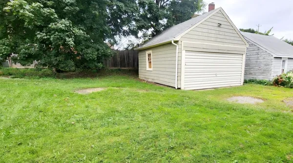 $1,250 | 2007 Tracy Street, Unit 1, Endicott, NY 13760