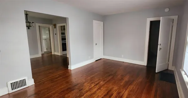 $1,250 | 2007 Tracy Street, Unit 1, Endicott, NY 13760